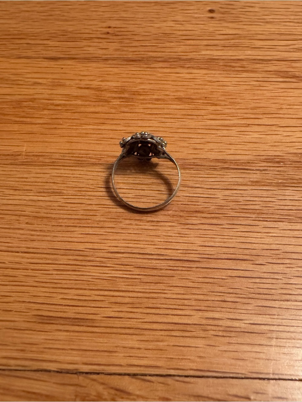 Vintage Silver Floral Cluster Ring - Silver - Picture 3 of 3